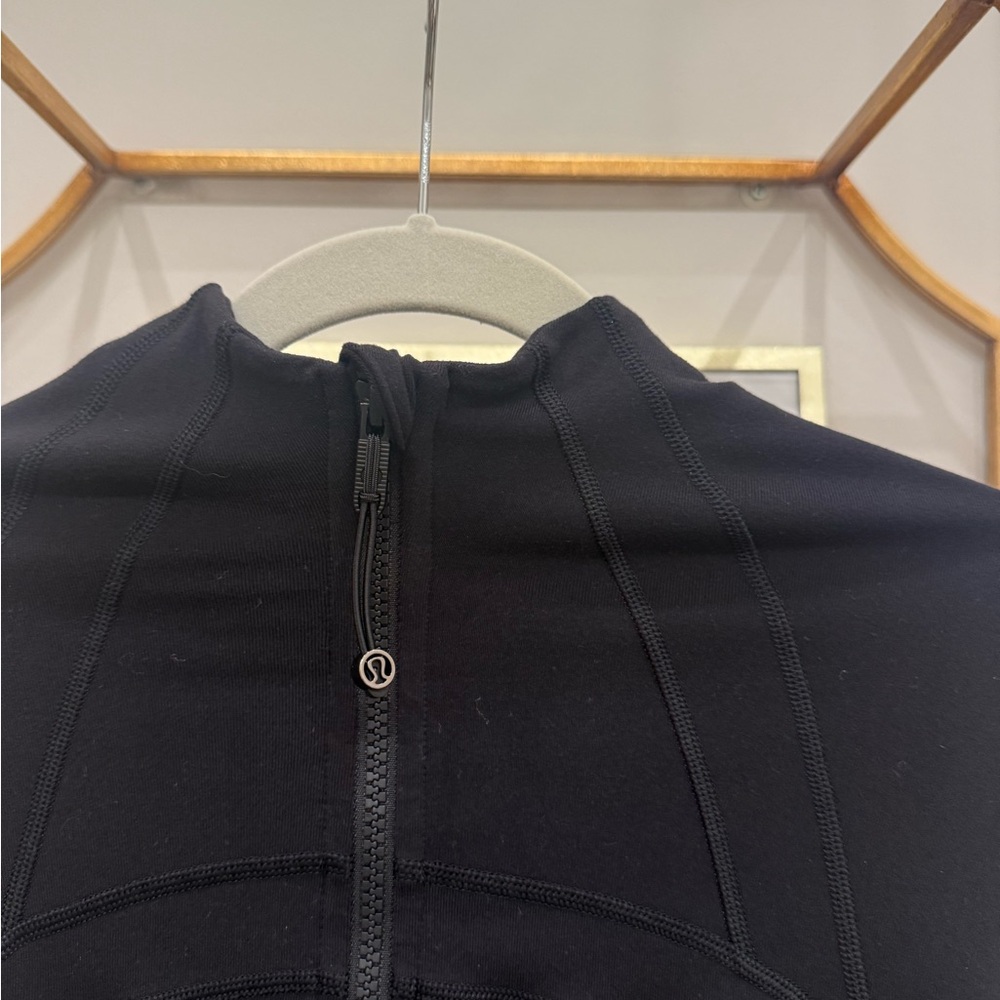 Black define jacket - image 2